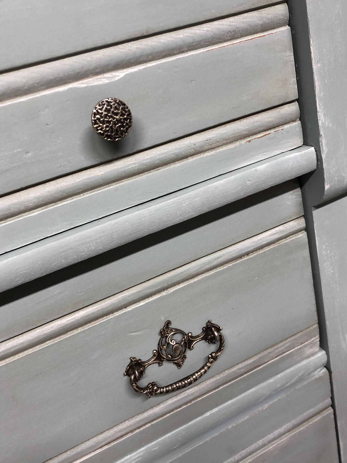 French Eggshell Fusion Mineral Paint Buy The Painted Heirloom